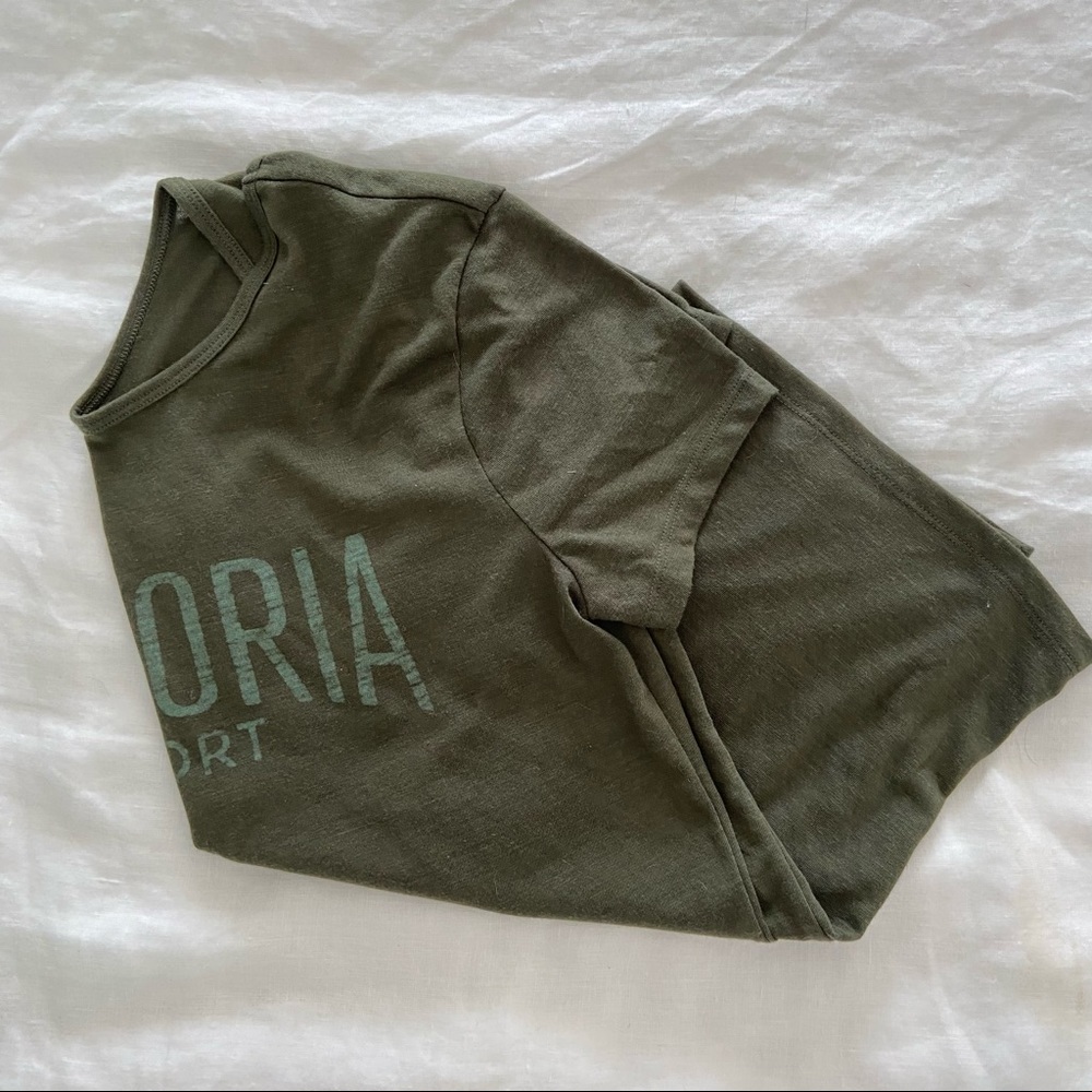 Victoria’s Secret Sport T-Shirt size S